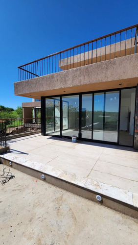Venta Casa Ubicada En Country Estancia El Terrón