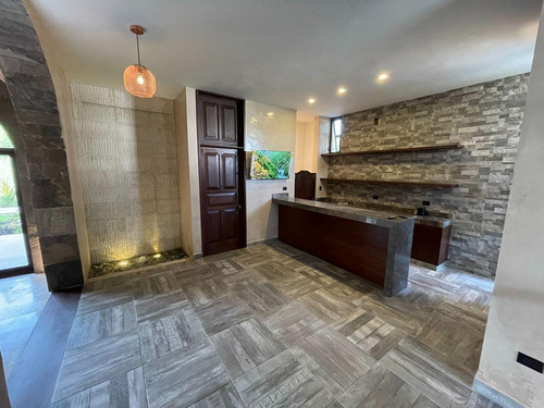 Casa En Venta Merida, Temozon Norte En Privada, Mod. Aurora, Entrega Inmediata.