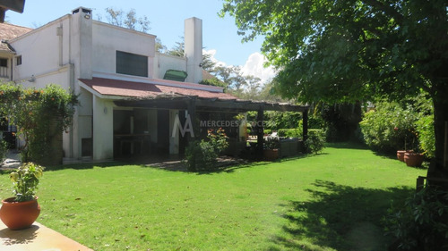 Sobre Rivera - Carrasco - Gran Residencia Con Todas Las Comodidades