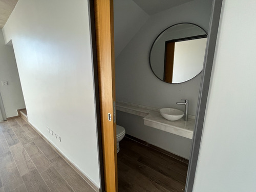 Imagen 19 de 30 de Duplex 3 Amb A Estrenar Con Patio Y Parrilla
