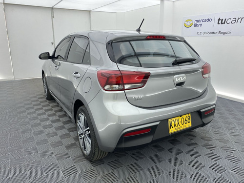 Imagen 8 de 25 de Kia Rio Vibrant