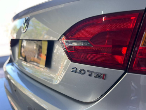 Volkswagen Jetta 2.0 Tsi Highline 4p