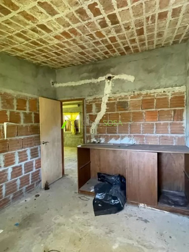 5200 Metros De Terreno Con Casa (a Terminar)