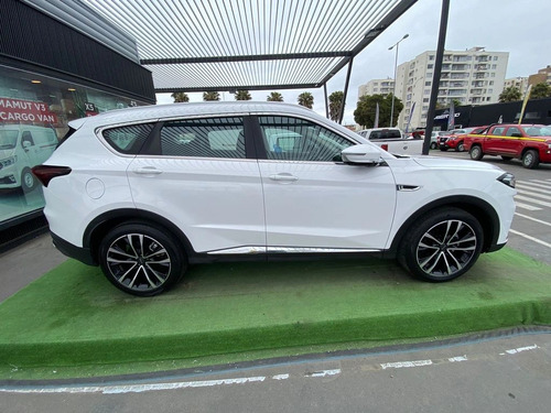 Jetour X70 Plus 1.6 DCT AT