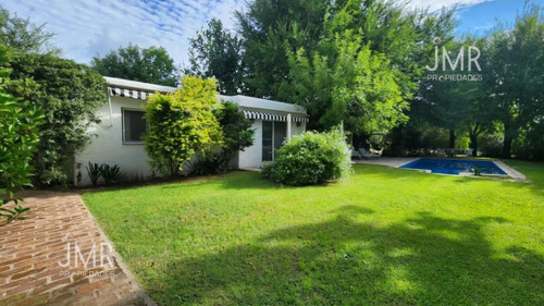 Jmr Propiedades | Los Lagartos Country C. | Casa En Venta | Apto Crédito