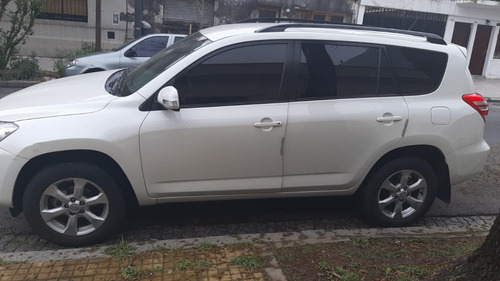Toyota Rav 4 4x2 Automática Full Blanca