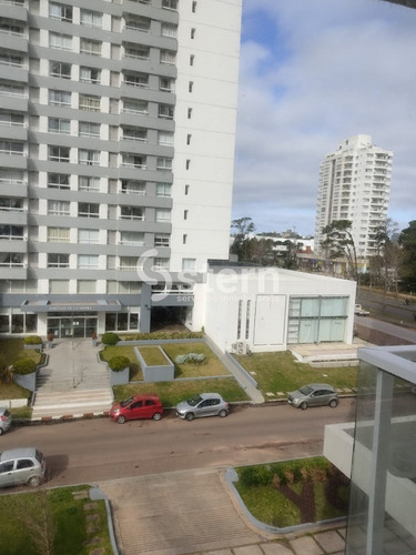 Imagen 12 de 20 de Venta Apartamento 2 Dormitorios, Roosevelt, Punta Del Este
