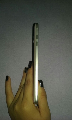 Samsung Galaxy J7, Tela Trincada