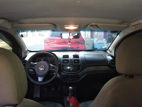 Fiat Grand Siena 2013 1.4 Attractive Flex 4p