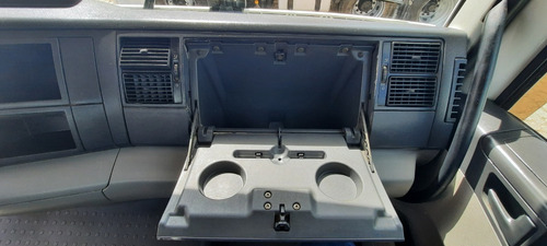Imagem 7 de 15 de Vw 15.180 4x2 Caçamba Facchini