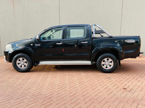 Toyota Hilux 3.0 Srv Cab. Dupla 4x2 4p