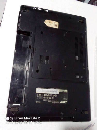 Carcasa Base De Board Samsung Np R440l Ajuste Original