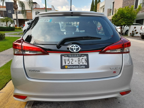 Imagen 4 de 15 de Toyota Yaris 2019 1.5 5p S At Cvt