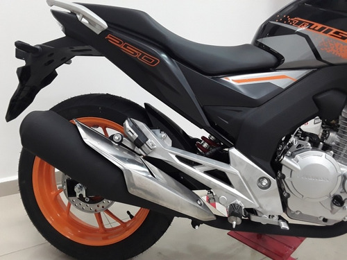 Imagem 3 de 15 de Nova Honda Twister Abs - Serie Especial Exclusividade.