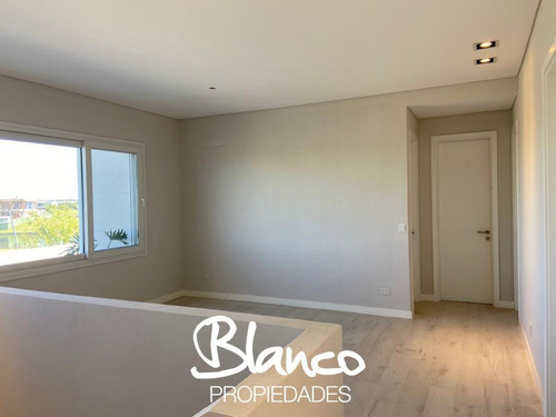 A Estrenar! Espectacular Casa, En Venta, En El Barrio Virazon - Nordelta