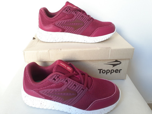 Zapatillas Topper Routine Kids. Talle 33. Zona Olivos.