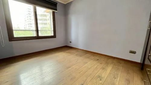 Renovado Grandes Ventanales / Sin Terraza