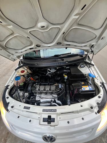 Volkswagen Saveiro 1.6 Trecab. Simples Total Flex 2P