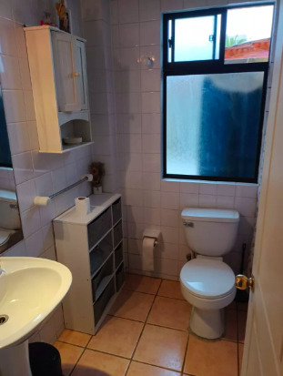 Casa En Venta De 3 Dorm. En La Serena