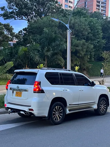 Vehículo Modificado A Modelo 2024 , Vidrio Panorámico Blinda
