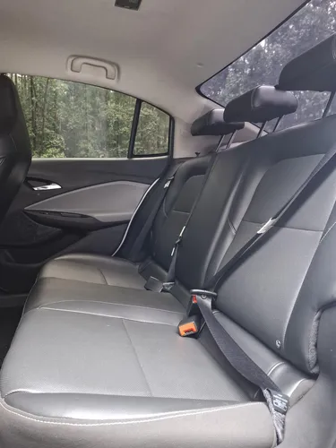 Chevrolet Onix 1.0T Premier Sedan At