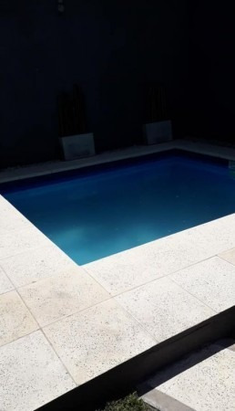 Imagen 3 de 7 de Casa 7 Ambientes Permuta Se Financia
