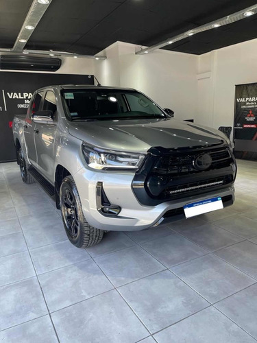 Imagen 4 de 18 de Toyota Hilux 2.8 Cd Srx 177cv 4x2 At