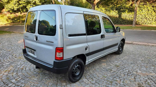 Peugeot Partner 1.6 Hdi Furgon Confort 5as 2016. Oportunidad
