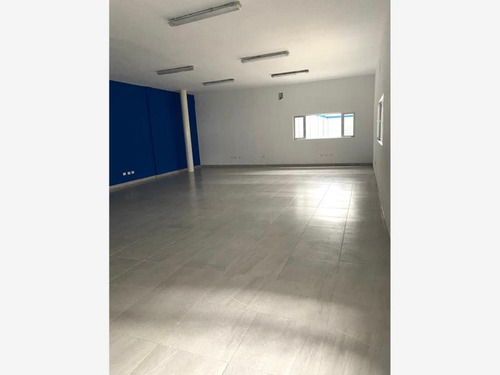 Imagen 10 de 12 de Bodega Comercial En Renta Pequeña Zona Industrial