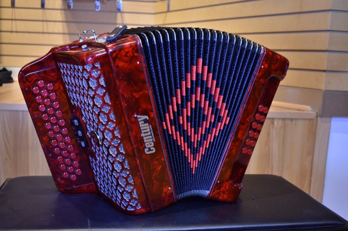 Acordeon 34 Botones  12 Bajos Sol Rojo 3 Regs Century C3412r