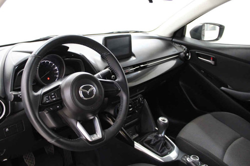 Imagen 8 de 15 de Mazda Mazda 2 2019 4 Cilindros