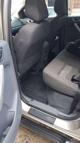 Imagen 8 de 9 de Ford Ranger 3.2 Cd 4x4 Xlt Tdci 200cv 2012