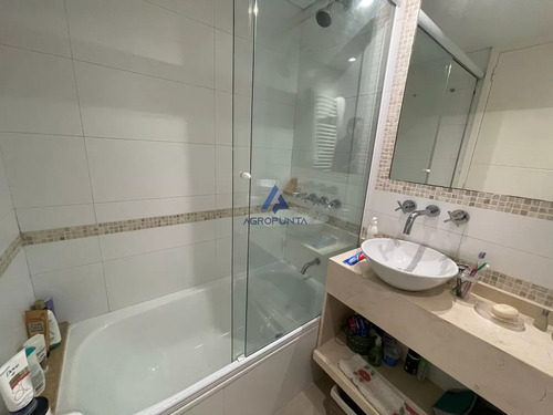 Moderno Apartamento 2 Dormitorios C Parrillero Propio En Montoya
