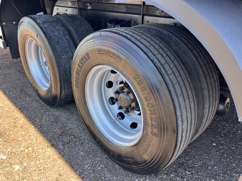 Vw 30.330 8x2 2018 Bitruck Completo Baú Frigorífico 16 Palet