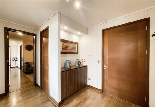 Departamento En Venta De 3 Dorm. En Vitacura