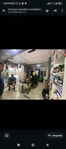 Excelente Local Comercial En Mejorable Ubicación Metro Lucia