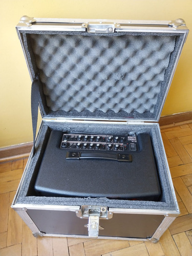 Amplificador Roland Ac60 + Fly Case + Bag Original (usado) Preto (Usado)