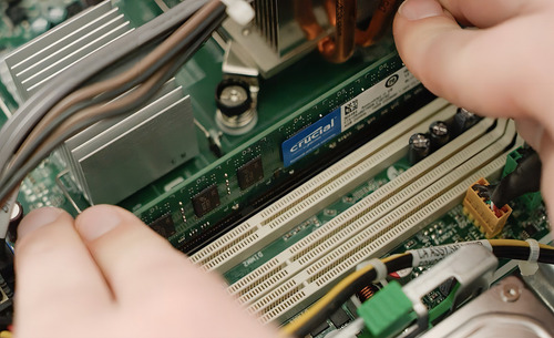 Memória Ram Pc Desktop 8gb 2400mhz Crucial Com Chip Micron