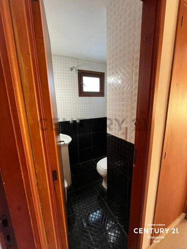 Casa De (5) Cinco Ambientes En Venta - Permuta - Villa Gesell, Costa Atlántica