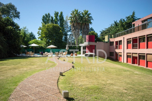 Venta Hotel Importante A 100km De Caba- Ruta 205-lobos