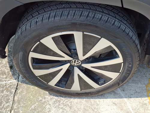Volkswagen Taos 1.4 Tsi Highline At