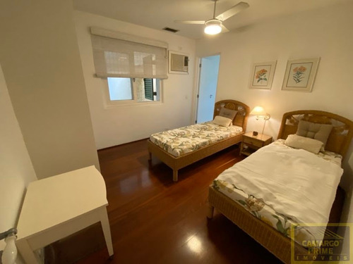 Imagem 9 de 14 de Sobrado Luxuoso Na Praia De Pernambuco No Guarujá! - Eb87149