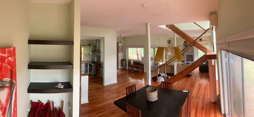 Casa 5 Ambientes C/dependencia Y Pileta. La Herradura. Pinamar Venta