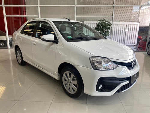 Toyota Etios 1.5 Xls 2017