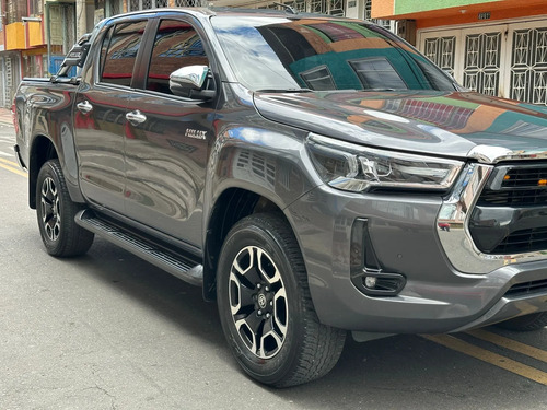 Toyota Hilux 2.8