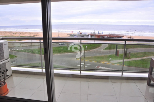 Apartamento En Alquiler - Brava- Ref: 2718