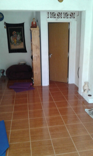 Imagen 11 de 11 de Vendo Casa Al Frente Con Gas Natural Zona Centro Con Patio