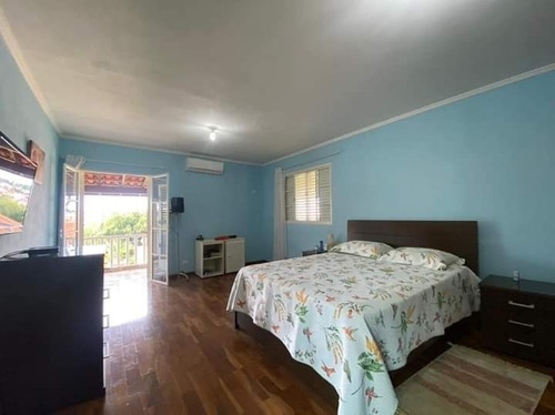 Imagem 10 de 19 de Chácara 3000m2, Casa Sede Com 465m2, 6 Dormitórios, 5 Suítes, Moveis Planejados, Área Gourmet Com Churrasqueira E Piscina, Pomar, Ótima Localização - Ch00236 - 70729815