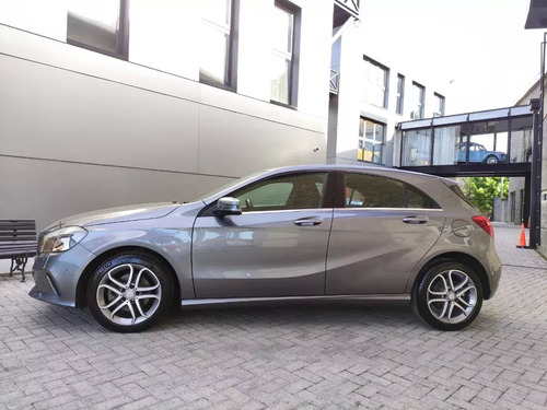 Mercedes-Benz Clase A 1.6 A200 Urban 156cv