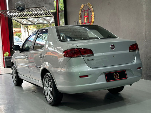 Fiat Siena 1.0 El Flex 4p